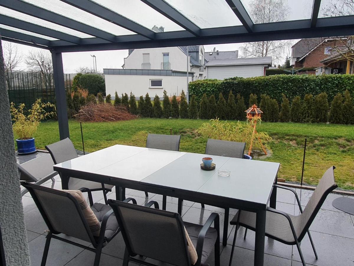Grosszuegige Unterkunft Mit Terrasse Oberbrechen Экстерьер фото