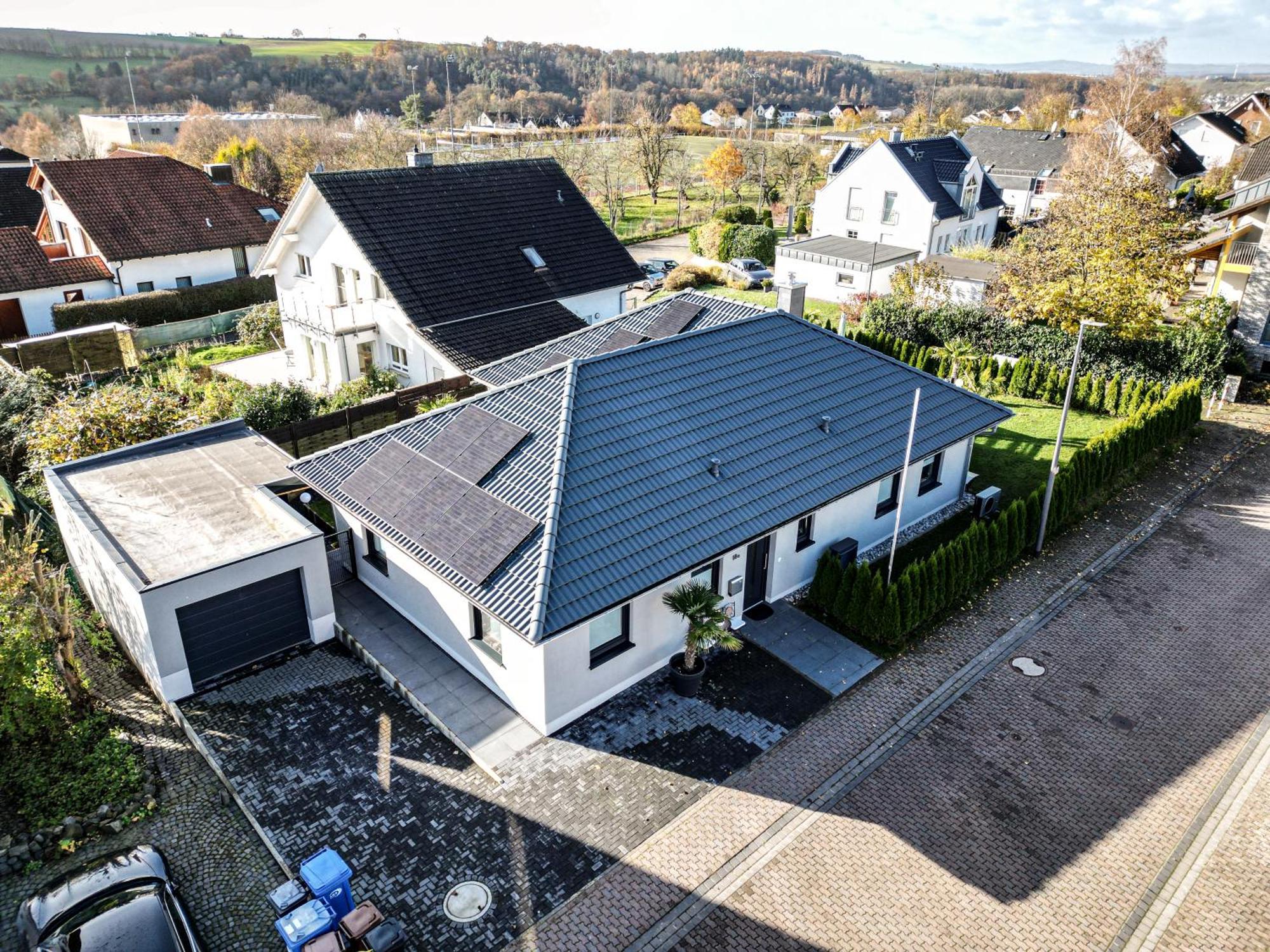 Grosszuegige Unterkunft Mit Terrasse Oberbrechen Экстерьер фото